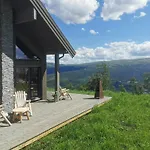 Mountain Cabin With Panoramic Views And Sauna