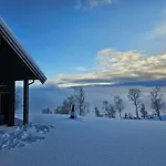 Mountain Cabin With Panoramic Views And Sauna
