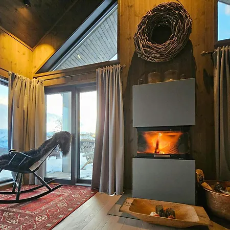 Dom wakacyjny Mountain Cabin With Panoramic Views And Sauna *
