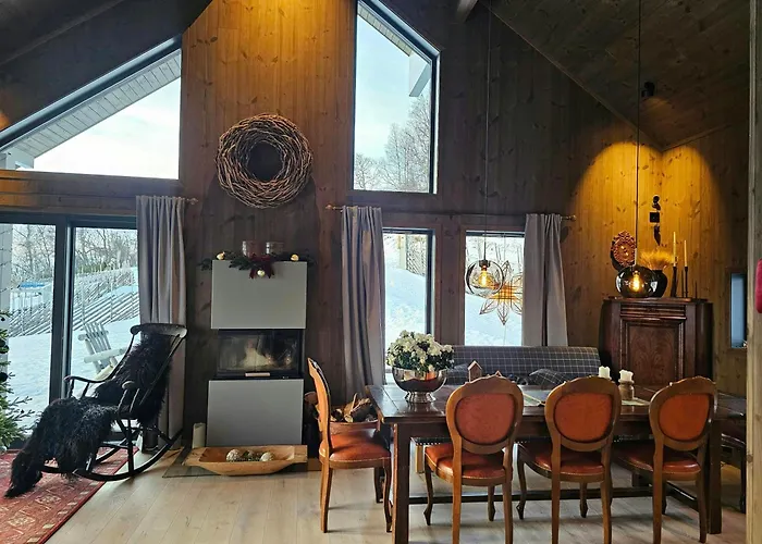 Mountain Cabin With Panoramic Views And Sauna