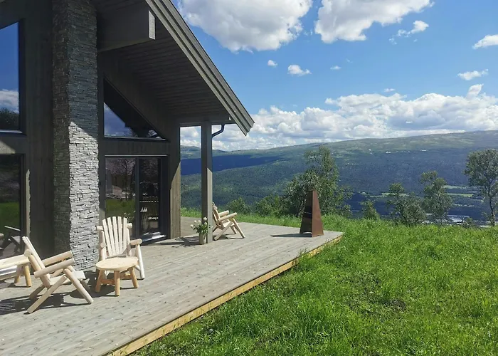 Mountain Cabin With Panoramic Views And Sauna