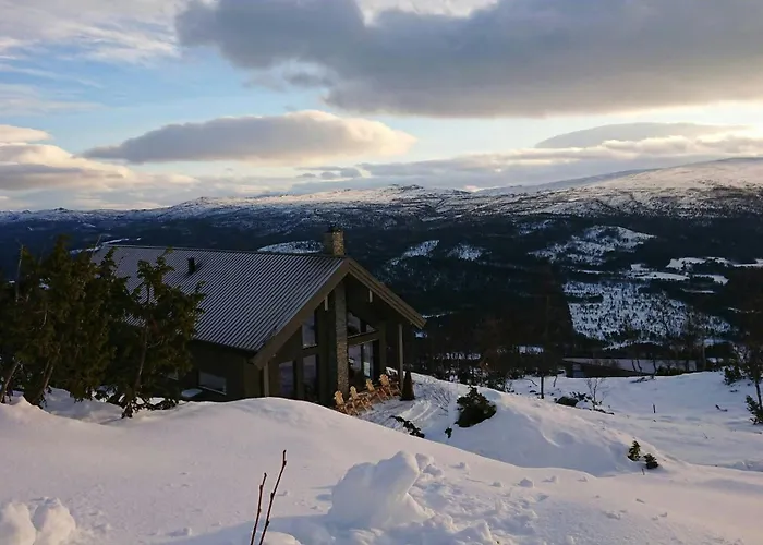 Mountain Cabin With Panoramic Views And Sauna